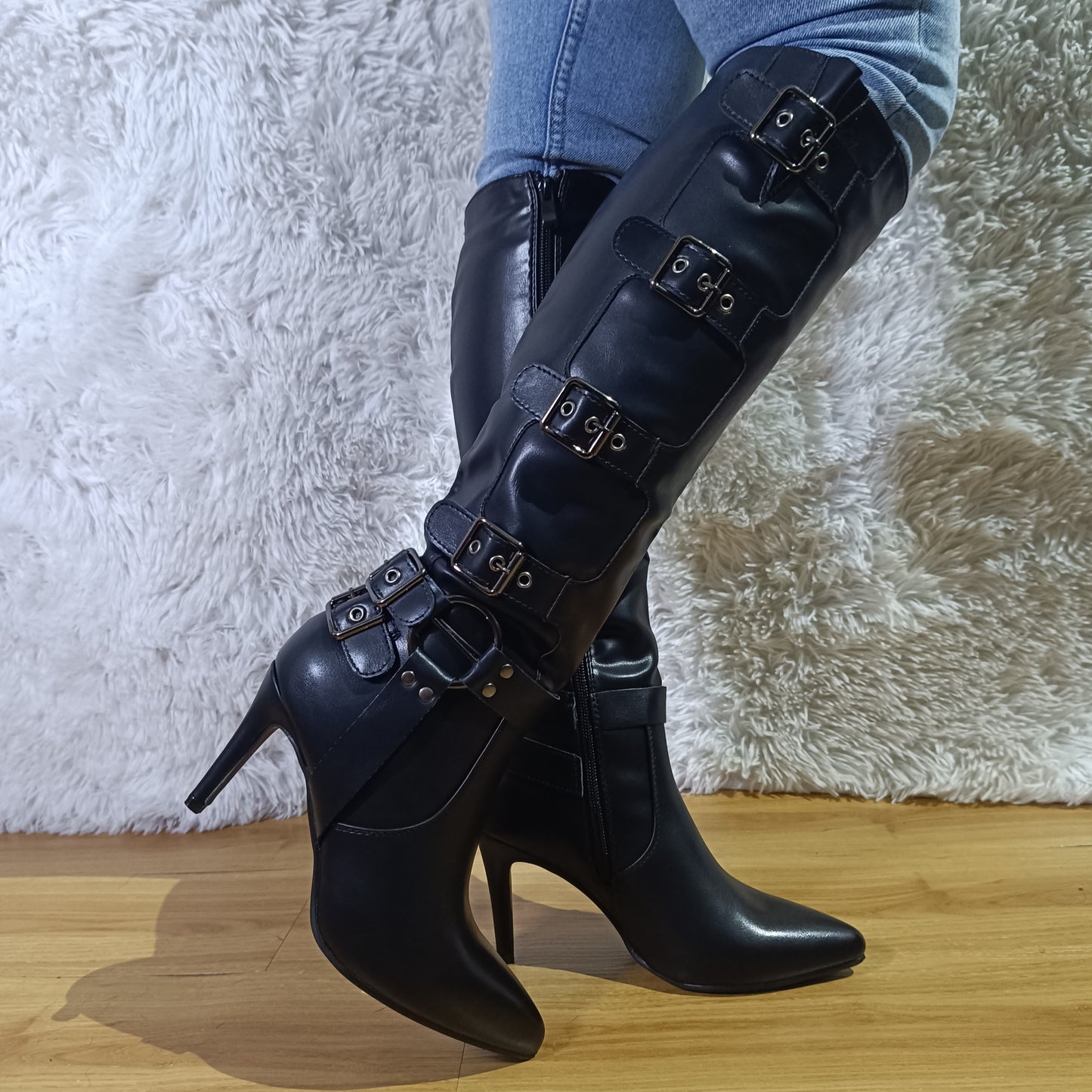 Bota Alta de Mujer Negra (BT17.N)