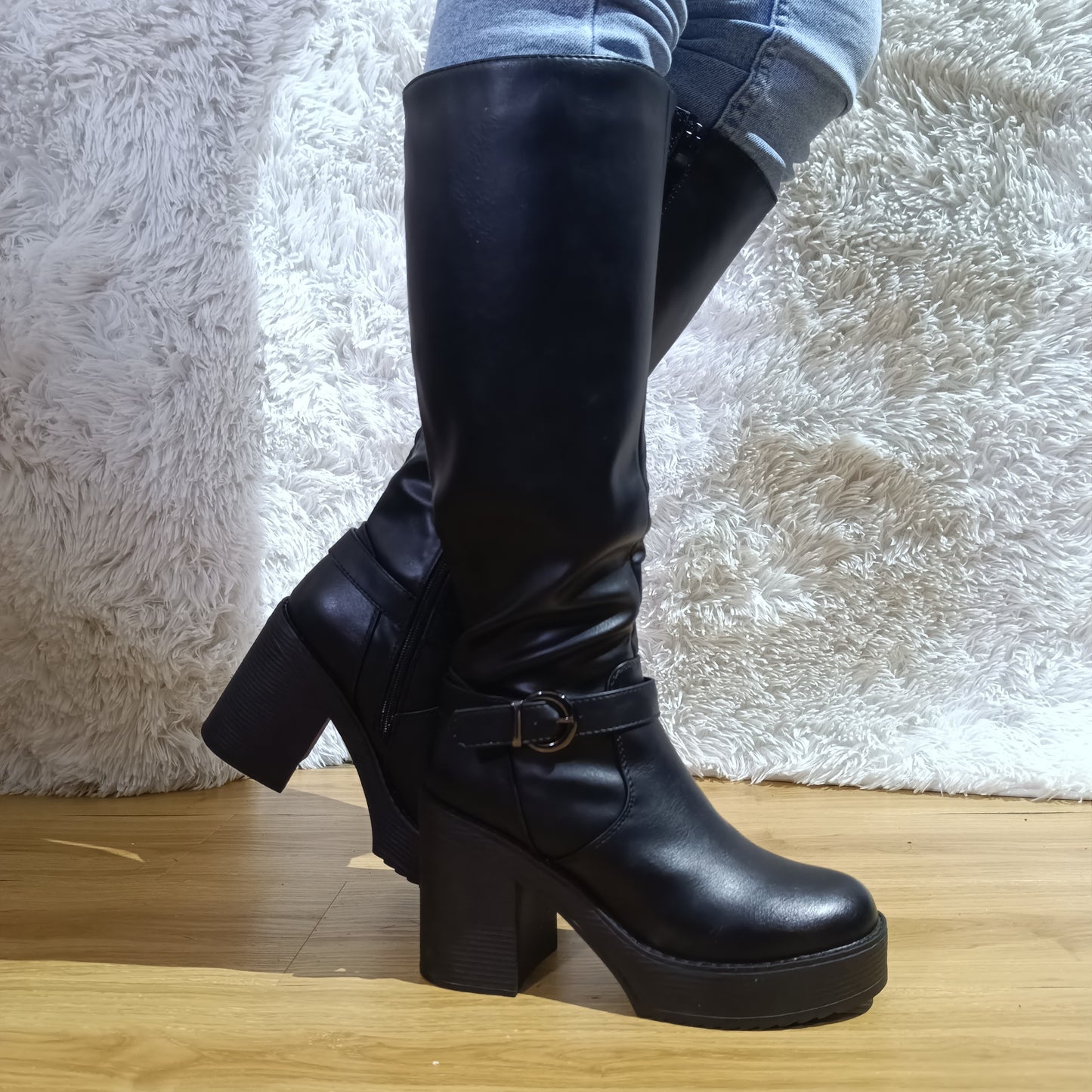Bota Alta de Mujer Negra (BT14.N)
