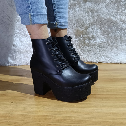 Botin de Mujer Negro Alto (BA51.EC)