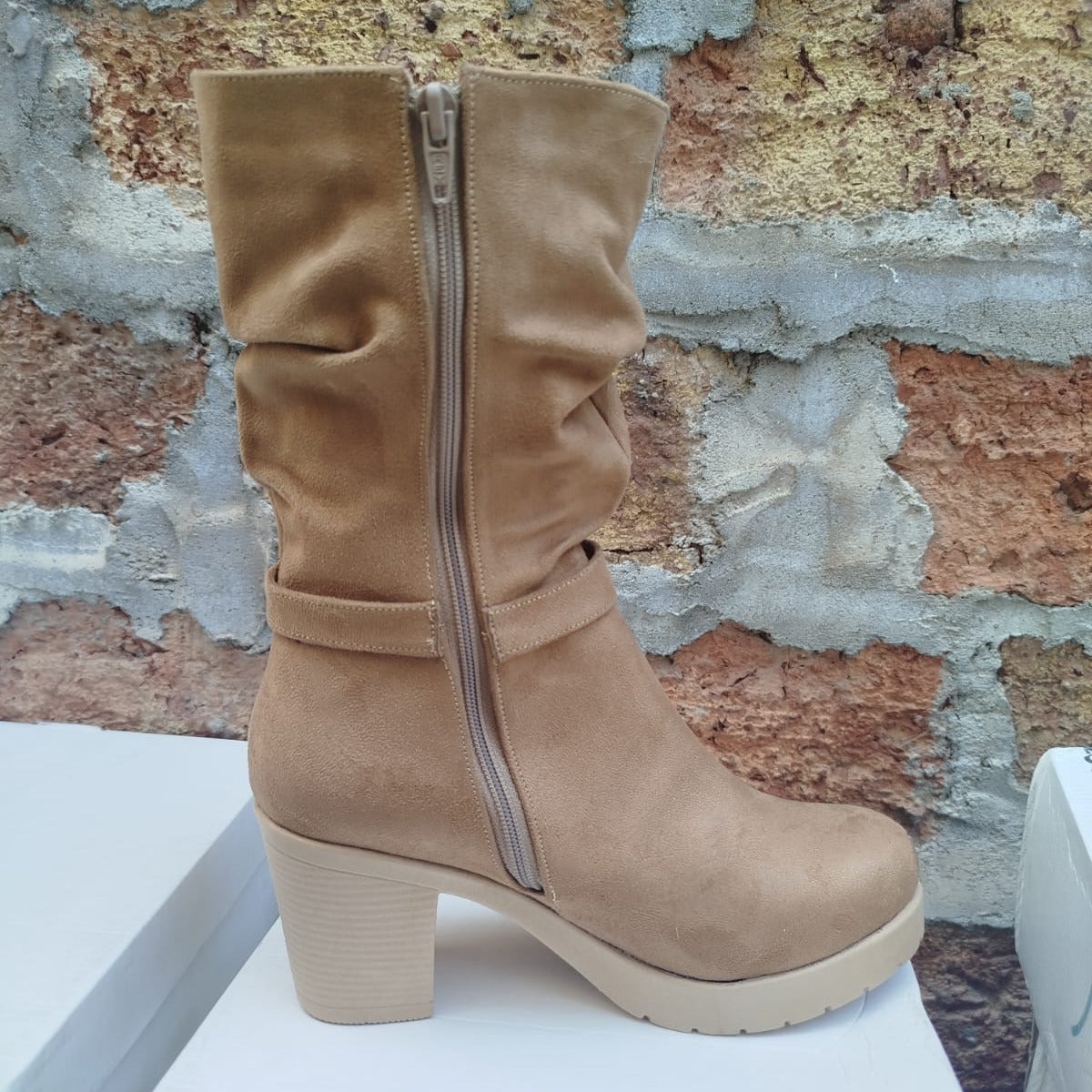 Bota Alta de Mujer Camel (BT30.Ca)