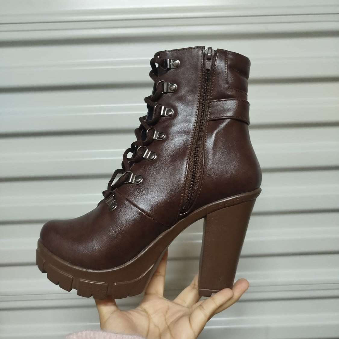 Botin De Mujer Cafe Alto Liviano (TC2.MR)