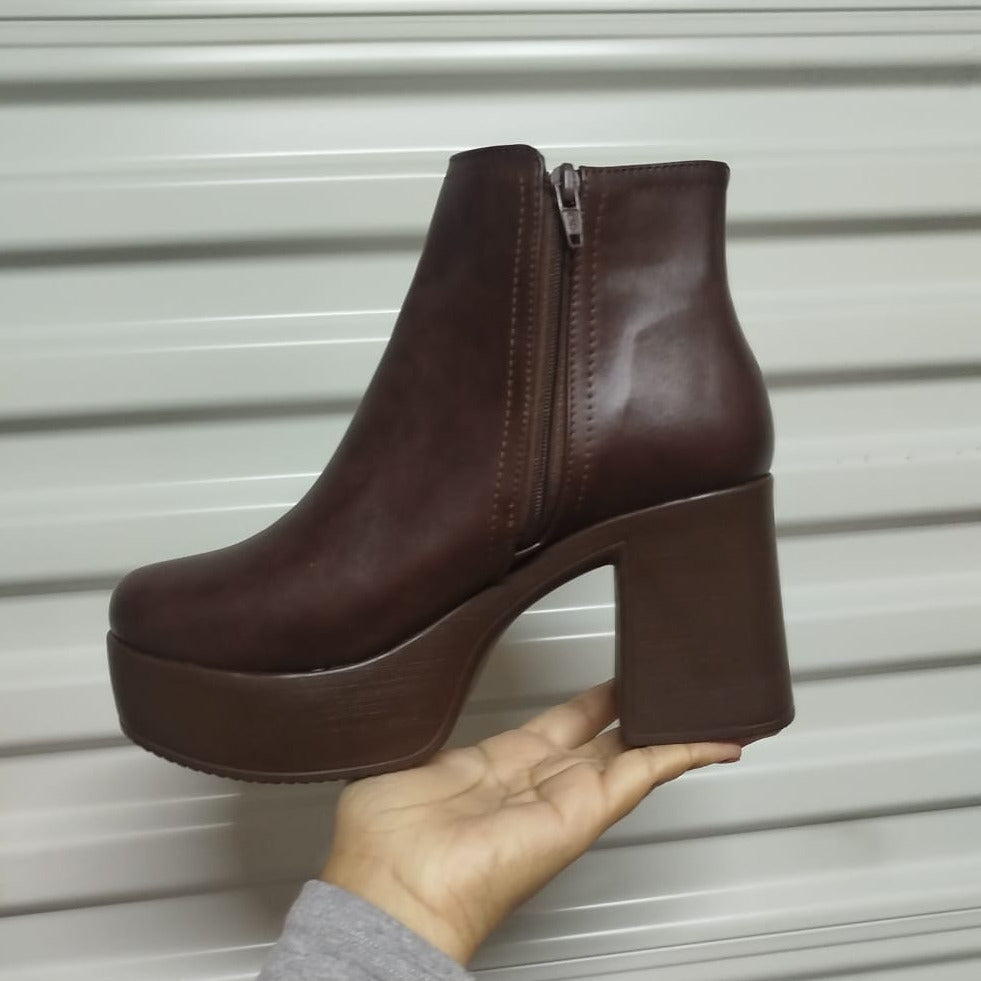 Botin De Mujer Alto Cafe (BA76.MR)
