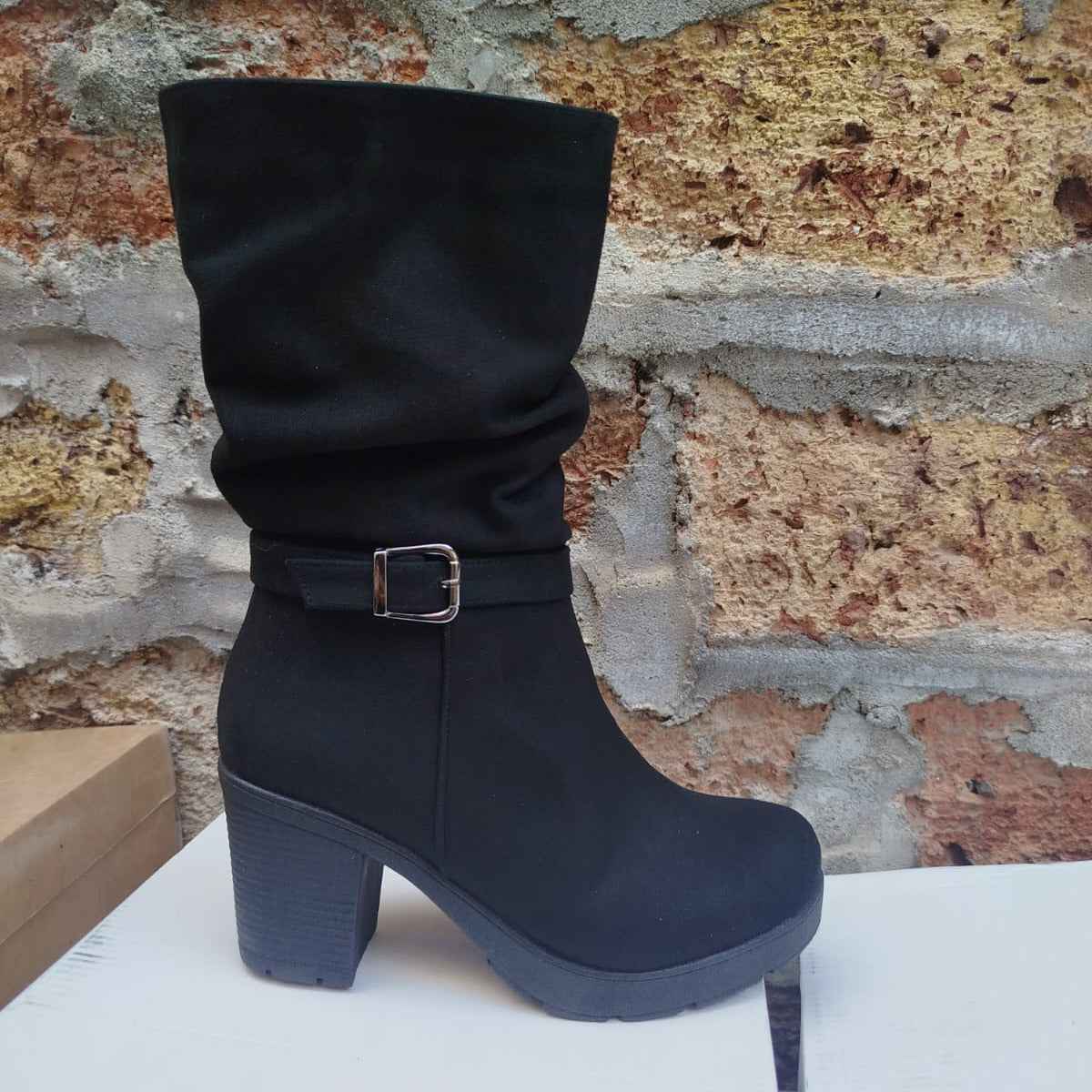Bota Alta de Mujer Negro (BT30.N)