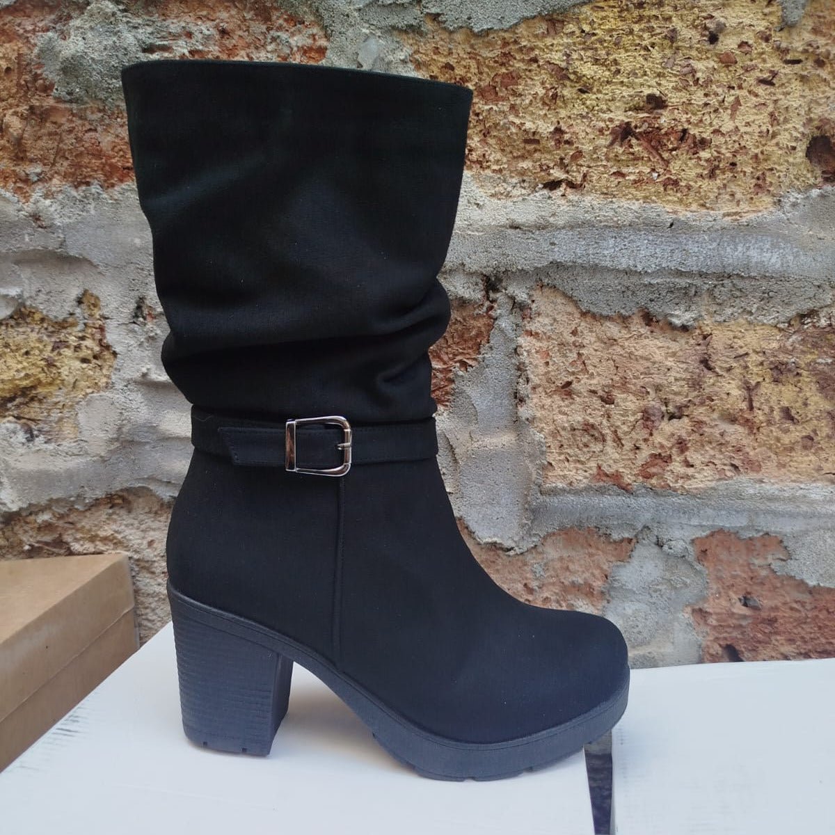 Bota Alta de Mujer Negro (BT30.N) - Gabybru Calzados