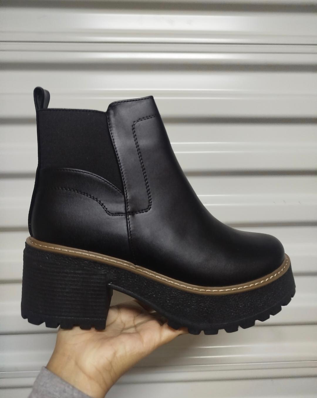 Botin De Mujer Negro Eco (BA131.E) - Gabybru Calzados