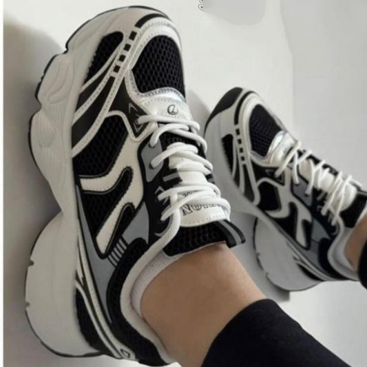 Zapatilla Mujer Negra (ZT27.N)