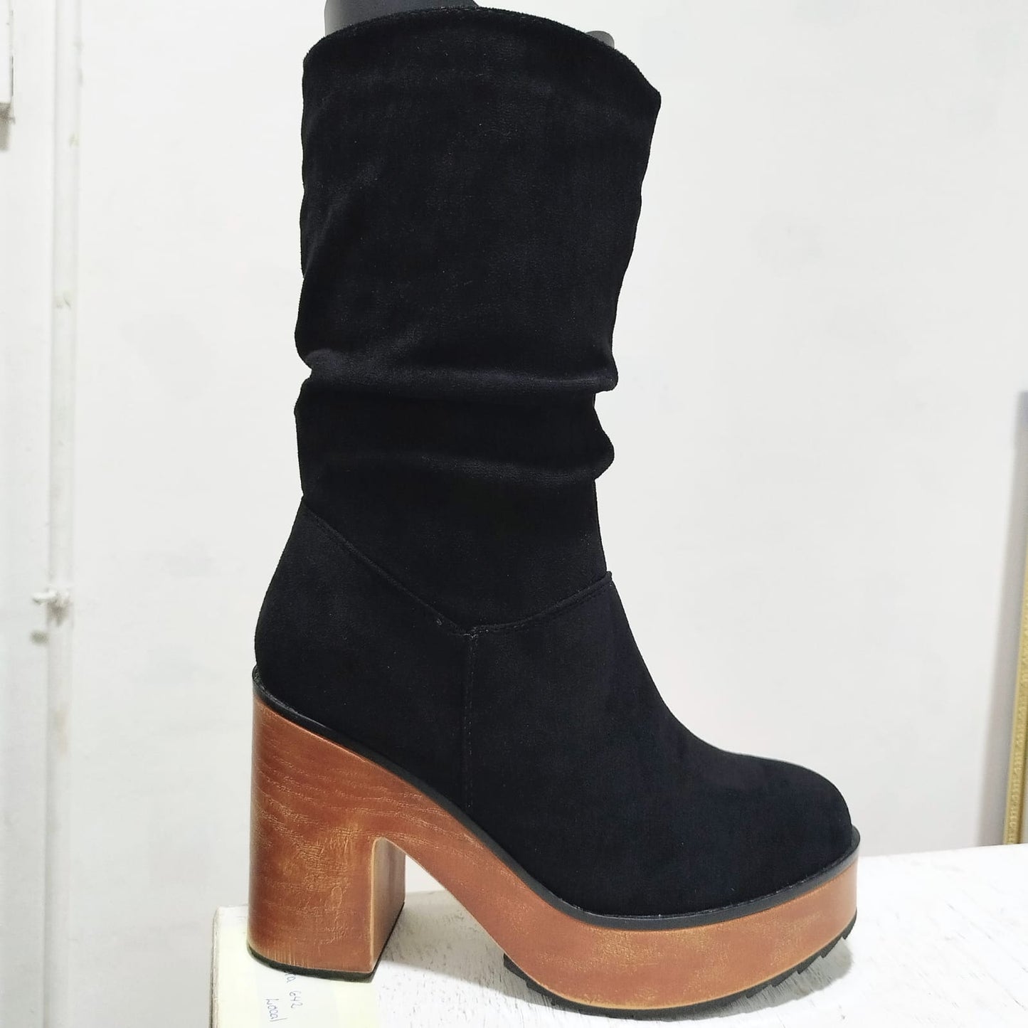 Bota de Mujer Alta (BT02)