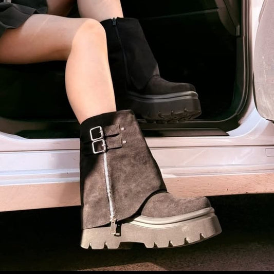 Bota de Mujer Alto medio  (BT23.N)