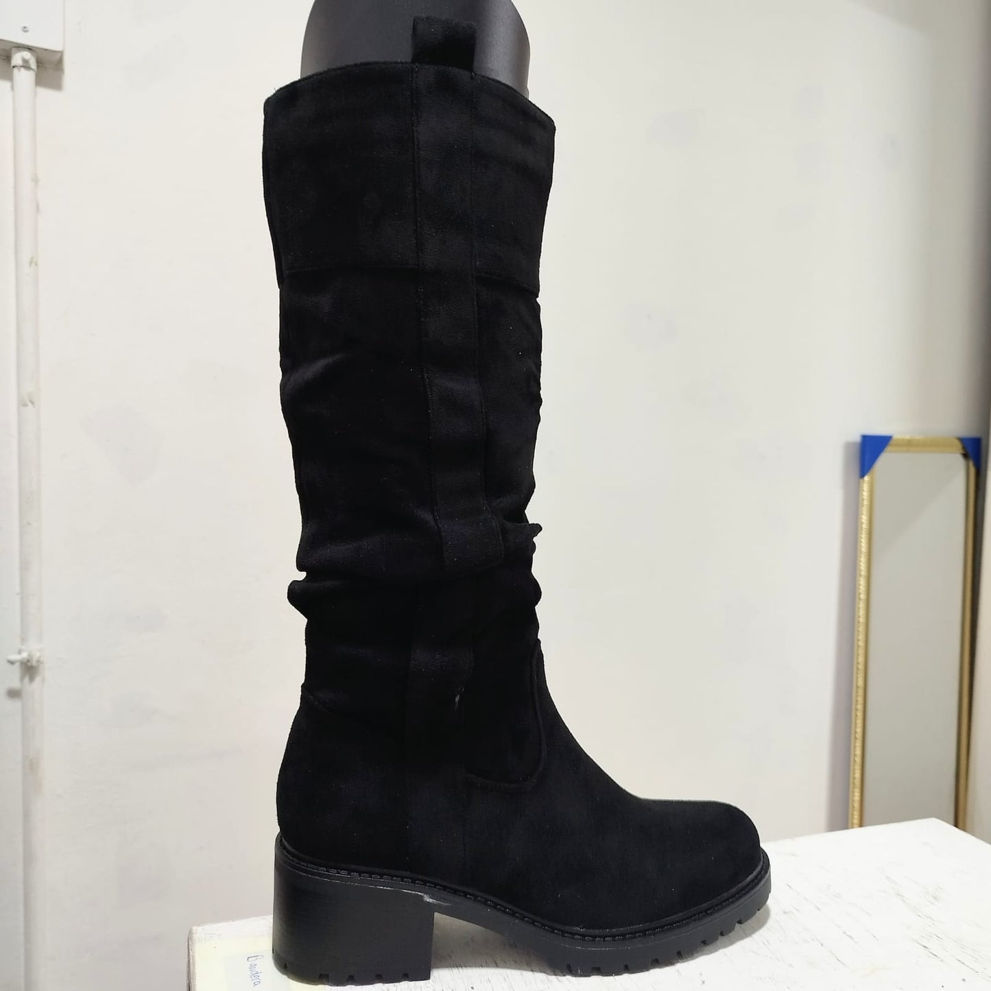 Bota de Mujer Baja Negro (BT27.N)