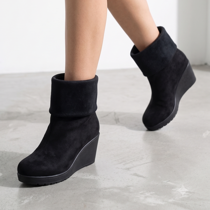Botin Mujer Negro Gamuza Cuña (BA160.N)