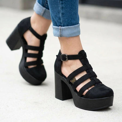 Sandalia Plataforma Negra Gamuza Con Taco Grueso Modelo Calado (SL101.N)