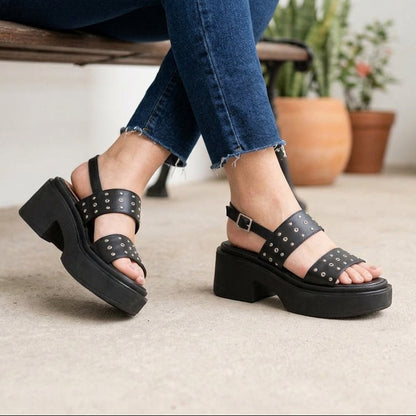 Sandalia Mujer Tachas (SL156.E)