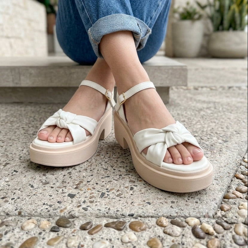 Sandalia Plataforma Blanca Taco Ancho - Cangrejera Cómoda SL160.BL | GabyBru (SL160.BL)