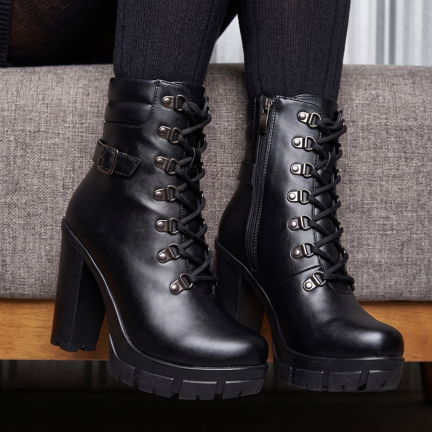 Botin de Mujer Negro Taco Alto (TC2.N)