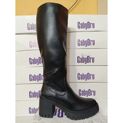Bota Alta de Mujer Negra (BT17.EC)