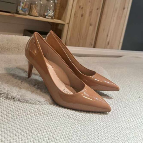 Zapatos de mujer Beige (SA19.Be) - Gabybru Calzados