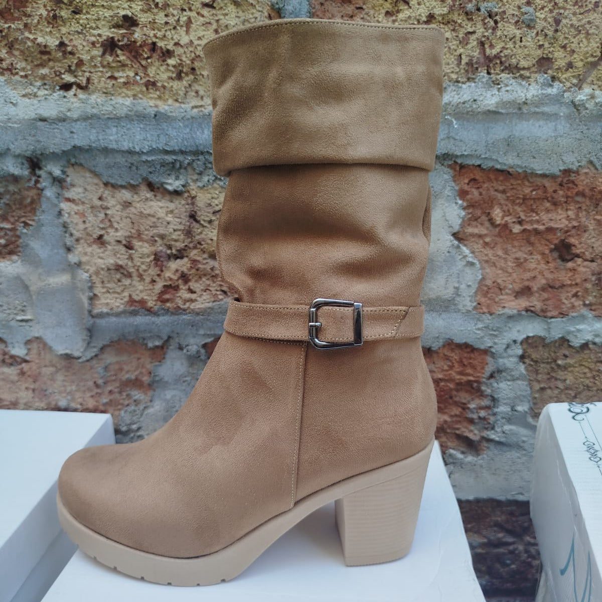 Bota Alta de Mujer Camel (BT30.Ca)