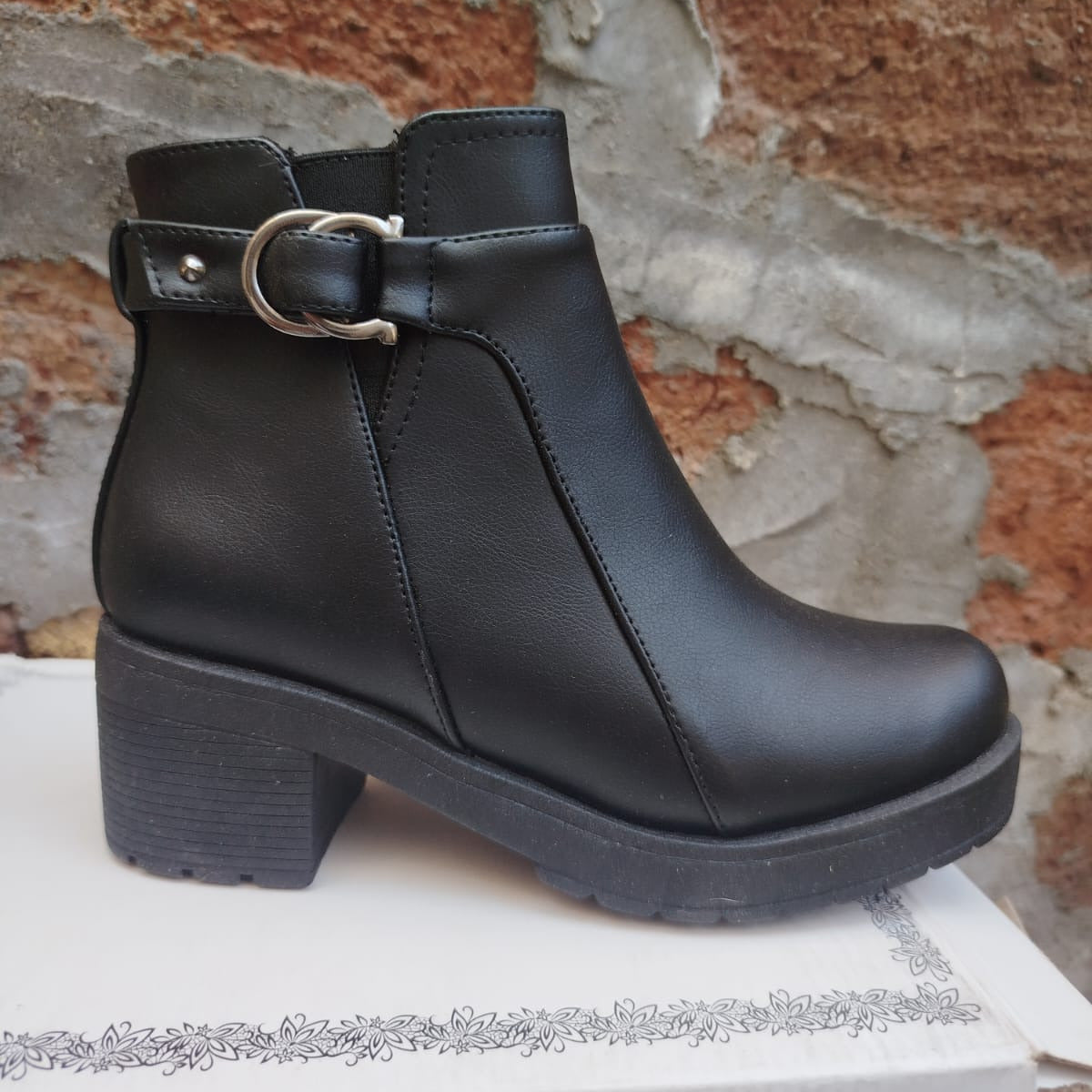 Botin De Mujer Negro (BA107.N)