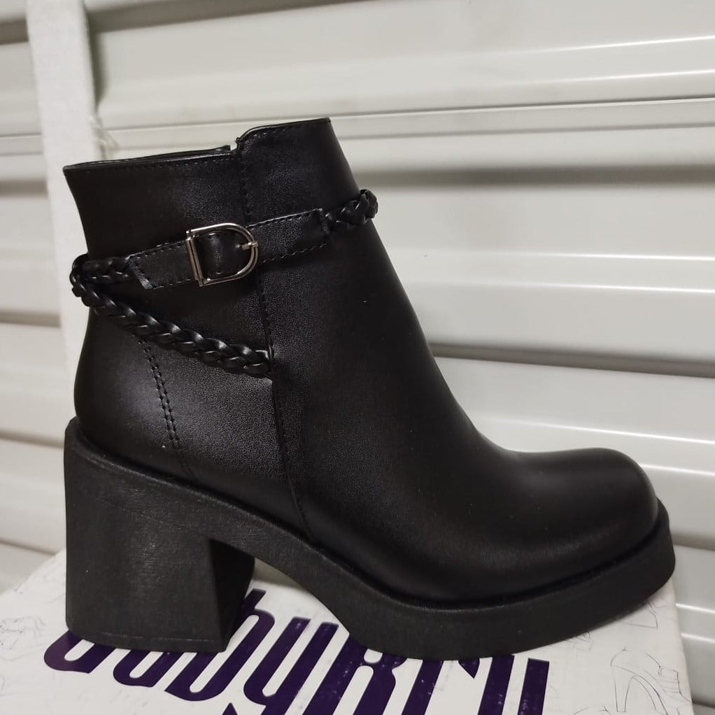 Botin de Mujer Negro alto (BA124.E)