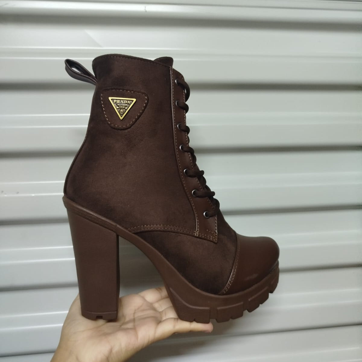 Botin De Mujer Cafe Alto Liviano (BA121.CF)