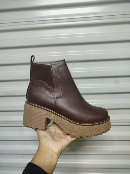 Botin De Mujer Medio Cafe (BA131.EF)