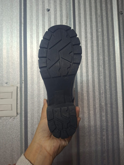 Botin de Mujer Negro Gamuza Charol Alto (BA151.N)