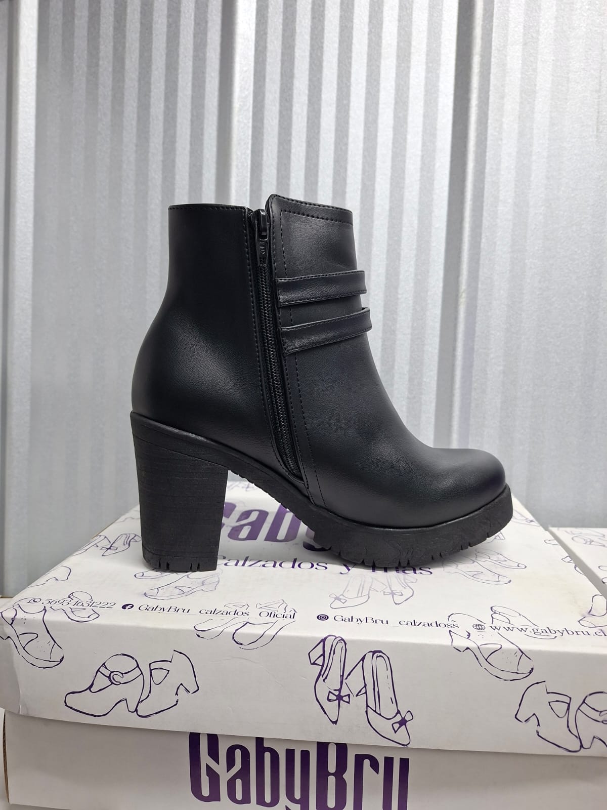 Botin de Mujer Negro Alto (BA155.E)