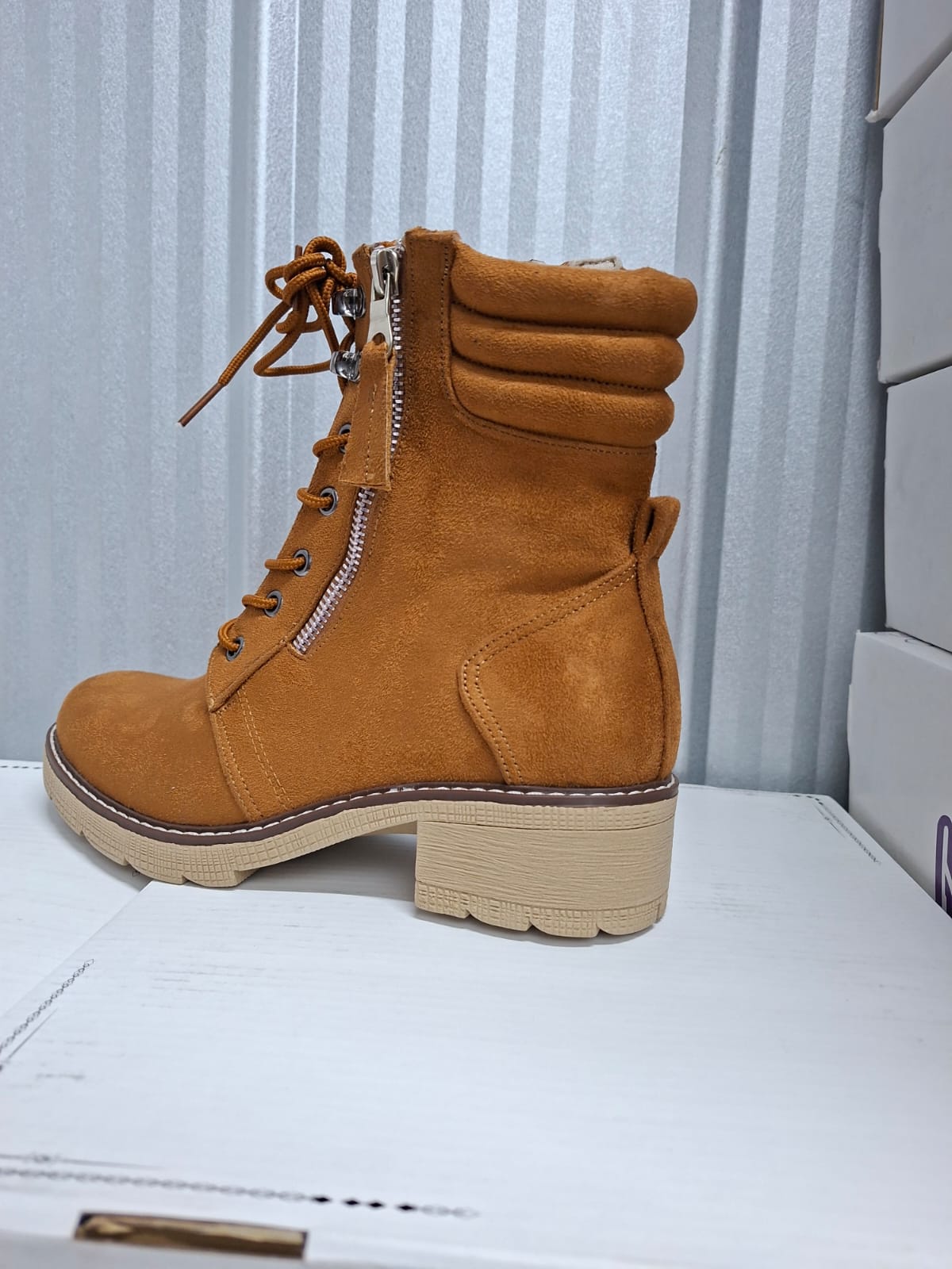 Botin de Mujer Camel Bajo (BA156.CA)