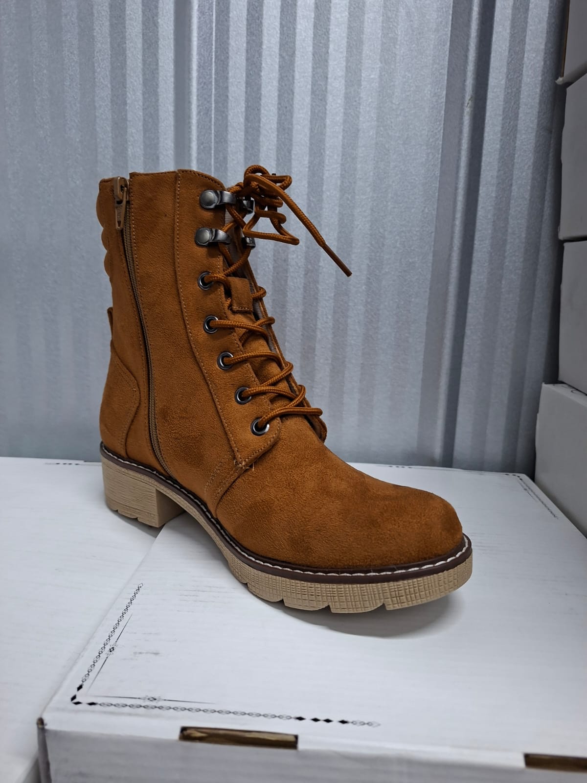 Botin de Mujer Camel Bajo (BA156.CA)