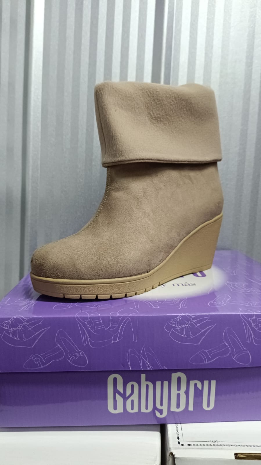Botin Mujer Papa Gamuza Cuña (BA160.U)