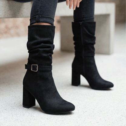 Bota Alta de Mujer Negra (BT33.N) - Gabybru Calzados