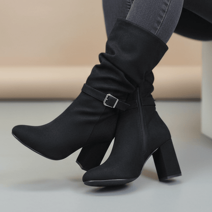 Bota Alta de Mujer Negra (BT33.N) - Gabybru Calzados