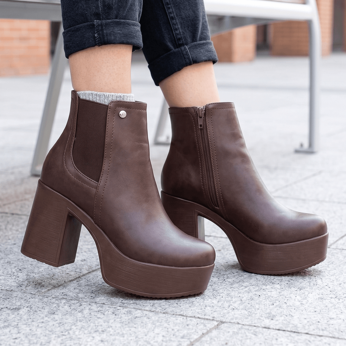 Botin De Mujer Alto Cafe (BA76.MR) - Gabybru Calzados