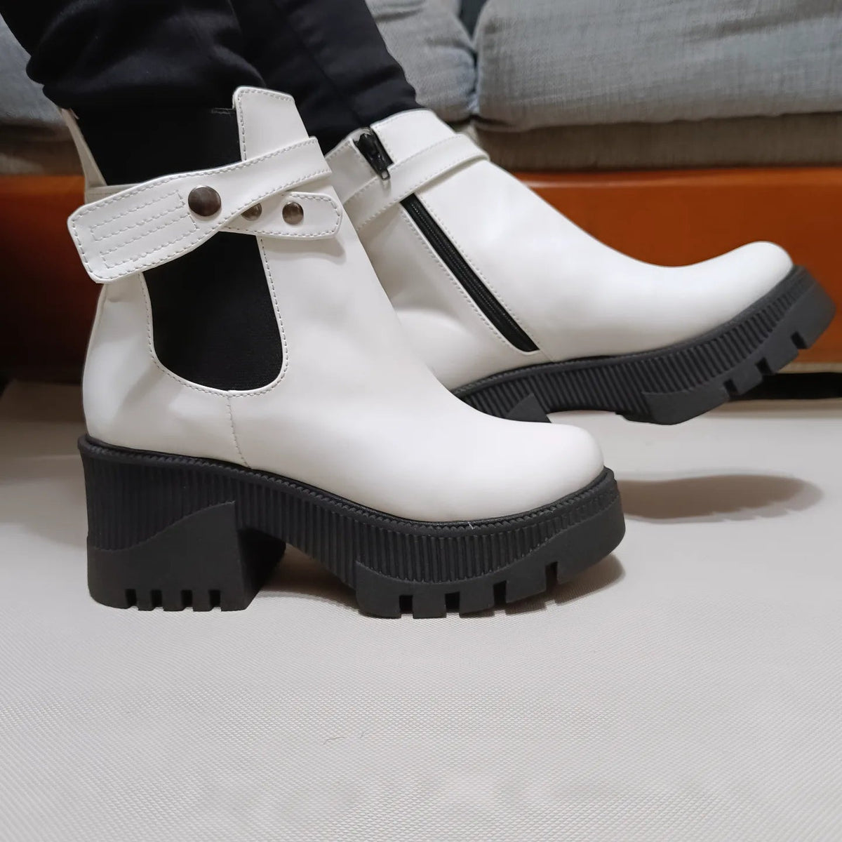 Botin de mujer Blanco Alto (BA41.BL) - Gabybru Calzados