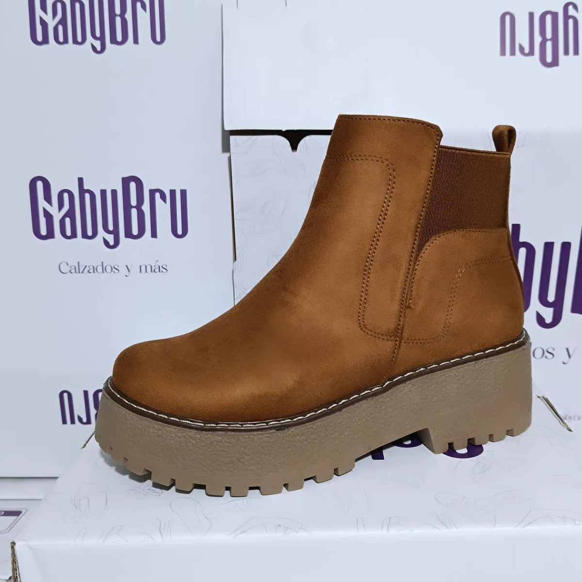 Botin de mujer camel Plataforma Gamuza (BA40.CA) - Gabybru Calzados