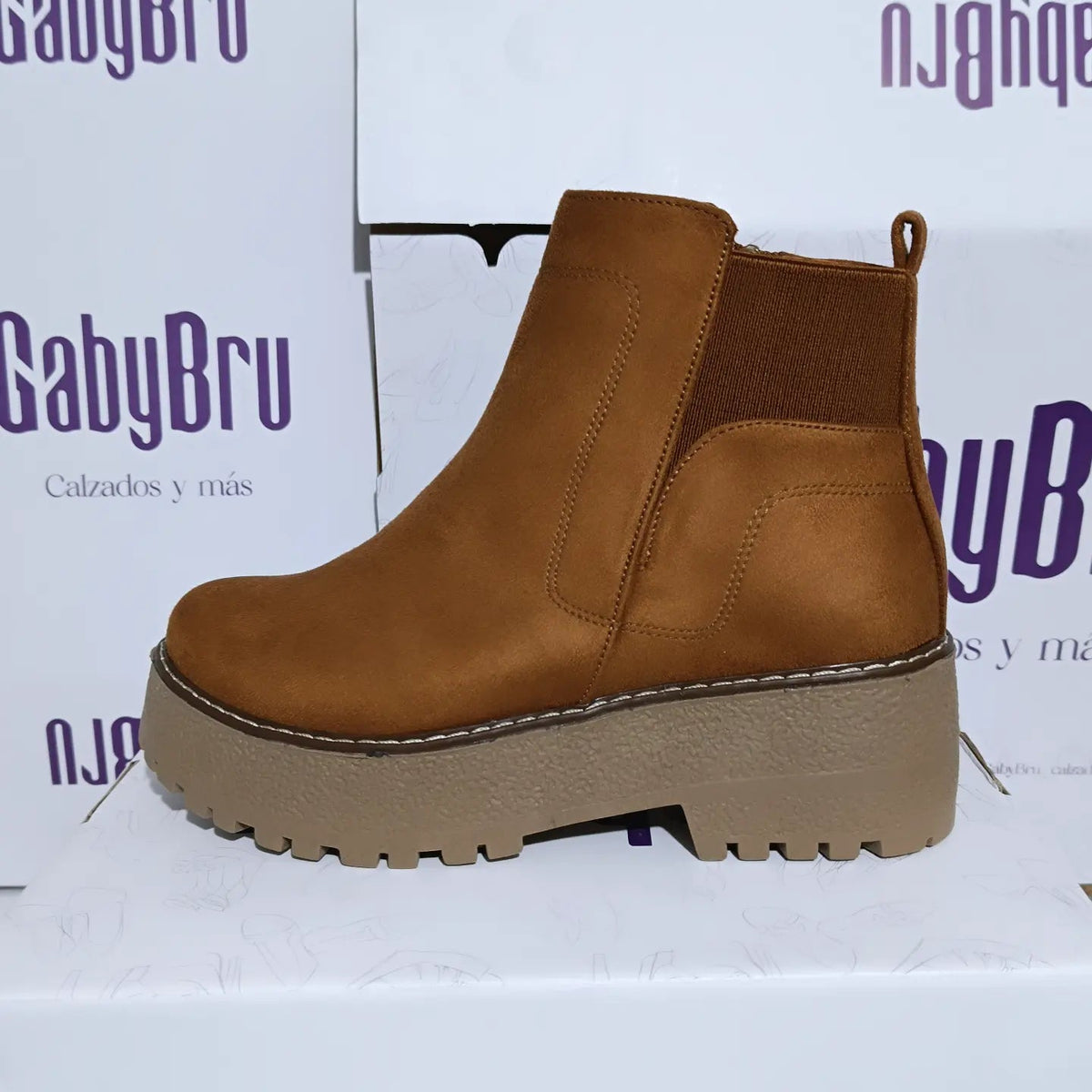 Botin de mujer camel Plataforma Gamuza (BA40.CA) - Gabybru Calzados