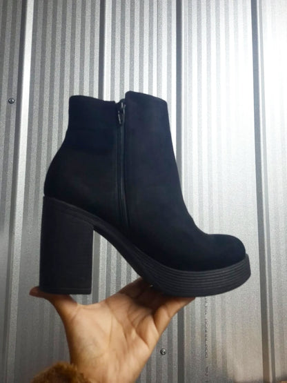 Botin De Mujer Negro Alto (BA146.N) - Gabybru Calzados
