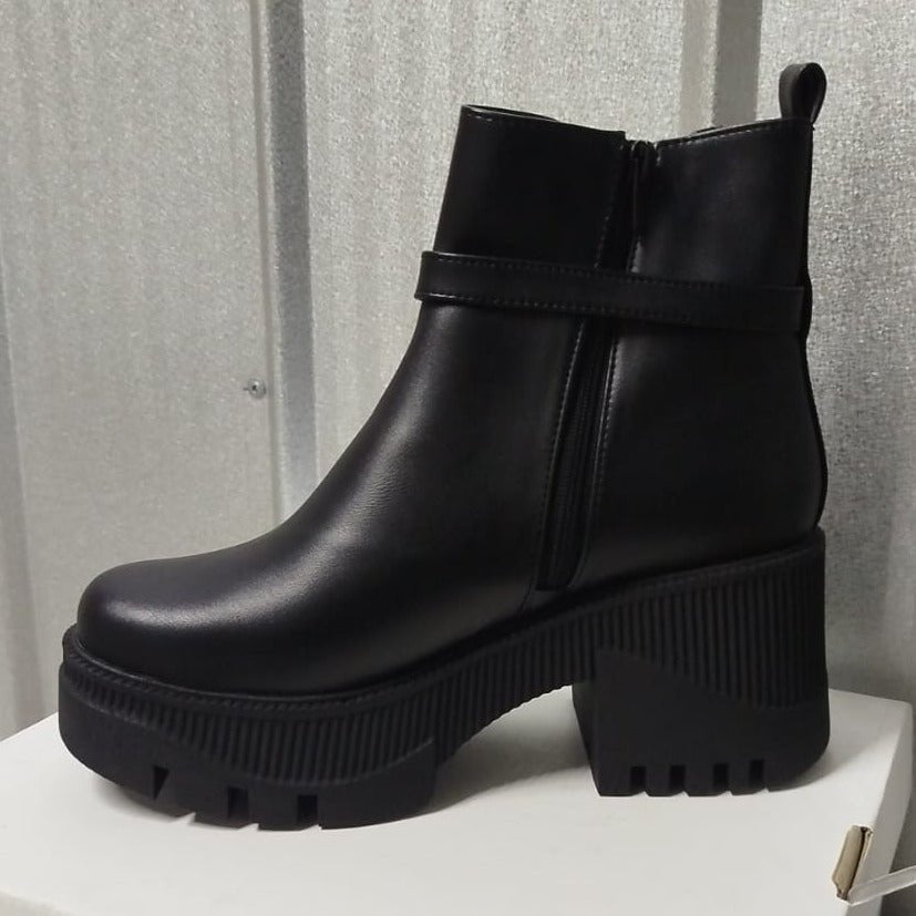 Botin de mujer Negro Alto (BA41.N) - Gabybru Calzados