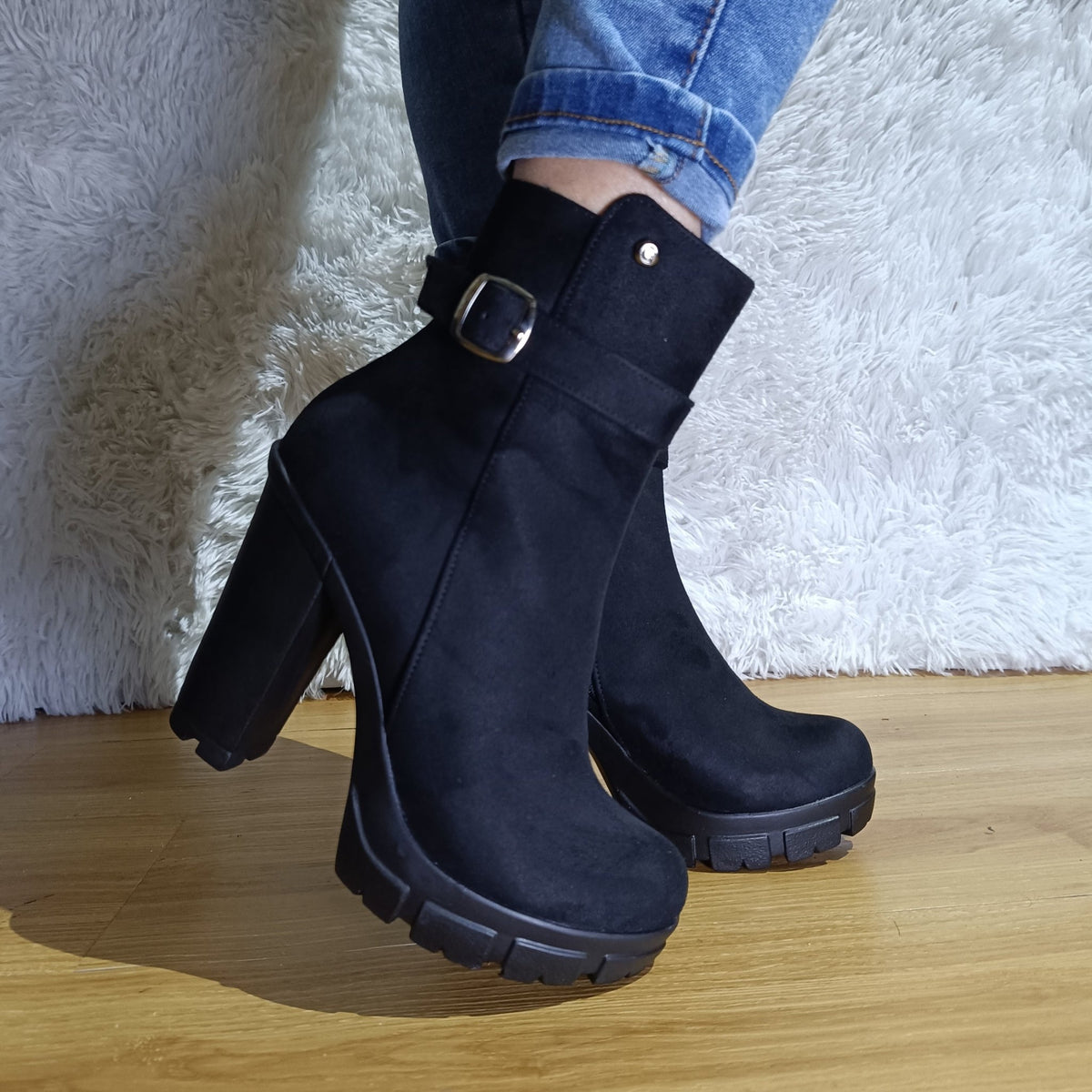 Botin de Mujer Negro Alto (BA74.N) - Gabybru Calzados