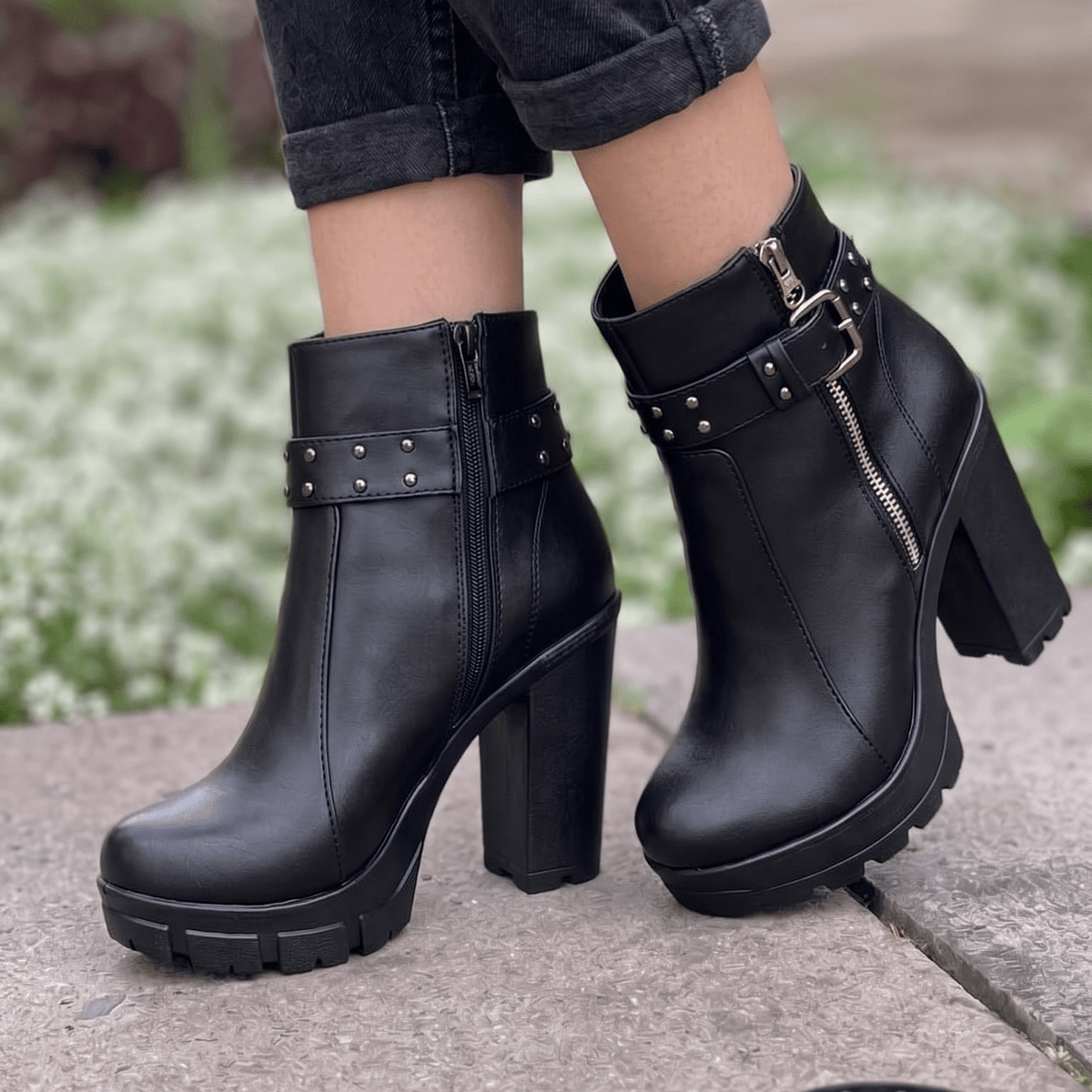 Botin de mujer negro Alto Liviano (BA115.E) - Gabybru Calzados