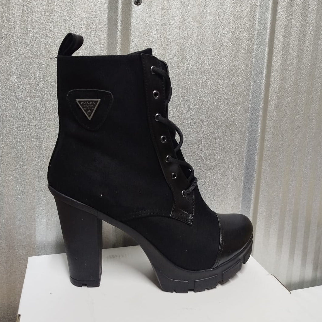 Botin De Mujer negro Alto Liviano (BA121.n) - Gabybru Calzados