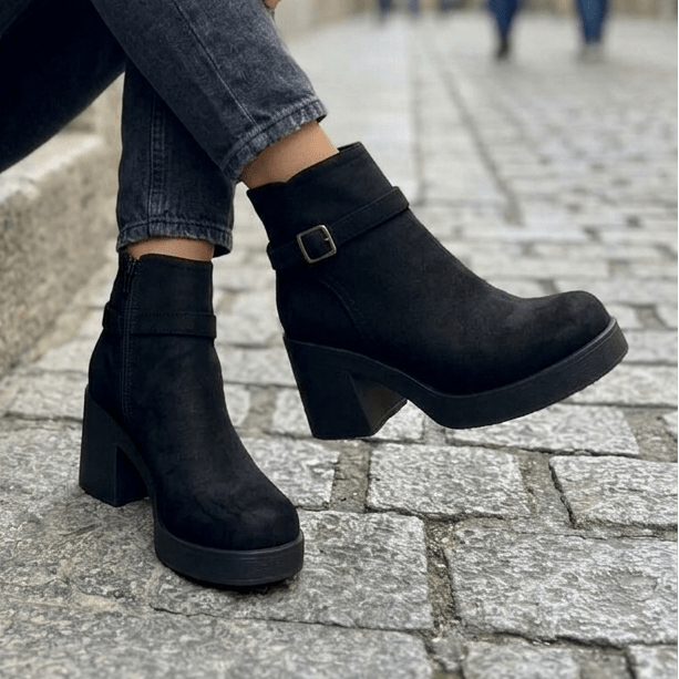 Botin de Mujer Negro Alto medio Gamuza (BA123.N) - Gabybru Calzados