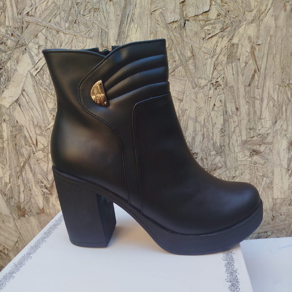 Botin De Mujer Negro (BA101.E) - Gabybru Calzados