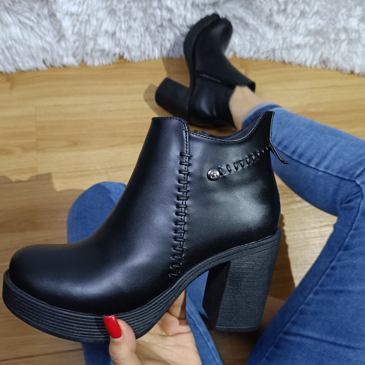 Botin de mujer Negro (BA83.N) - Gabybru Calzados