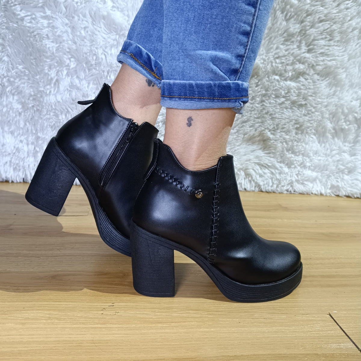 Botin de mujer Negro (BA83.N) - Gabybru Calzados