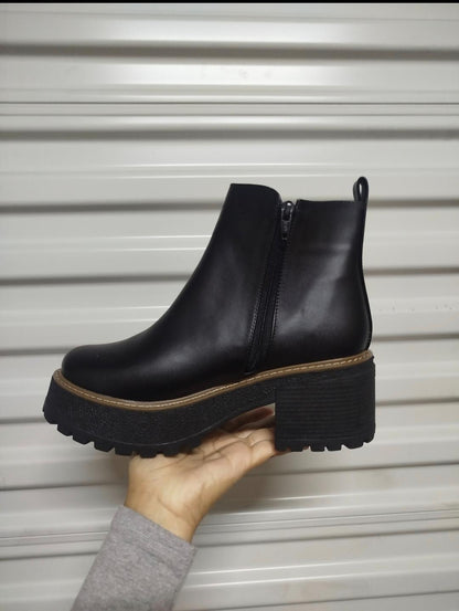 Botin De Mujer Negro Eco (BA131.E) - Gabybru Calzados