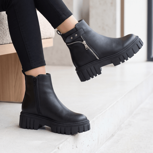 Botin De Mujer Negro Eco cuero Plataforma Chunky (BA143.E) - Gabybru Calzados