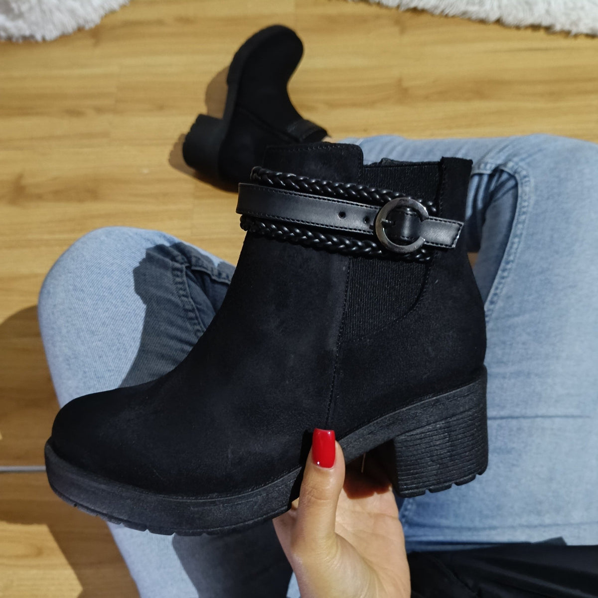 Botin de mujer negro Plataforma Gamuza (BA42.N) - Gabybru Calzados
