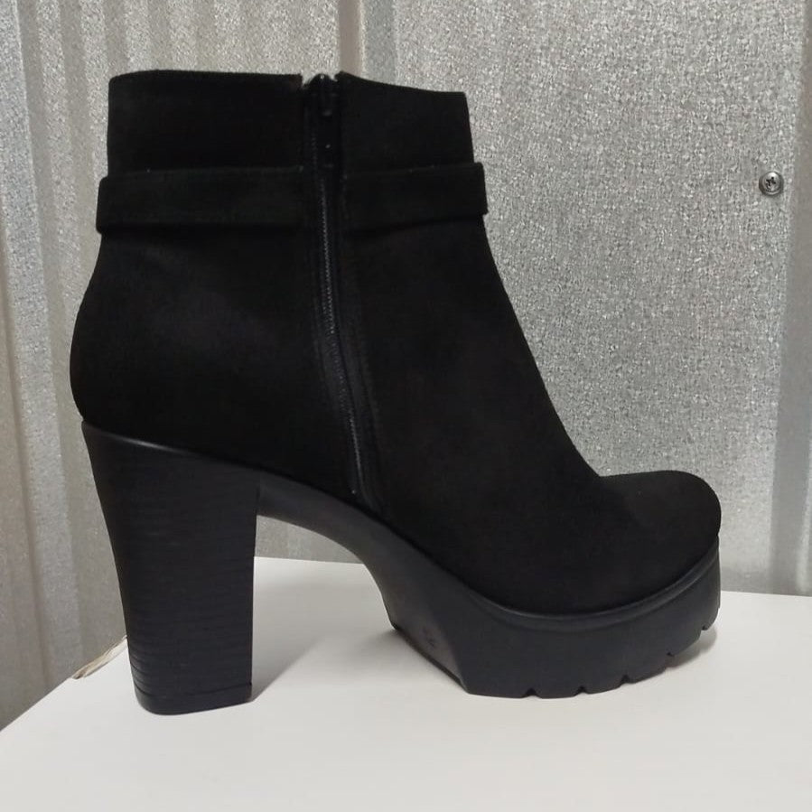Botin de mujer negro taco alto gamuza (BA110.N) - Gabybru Calzados