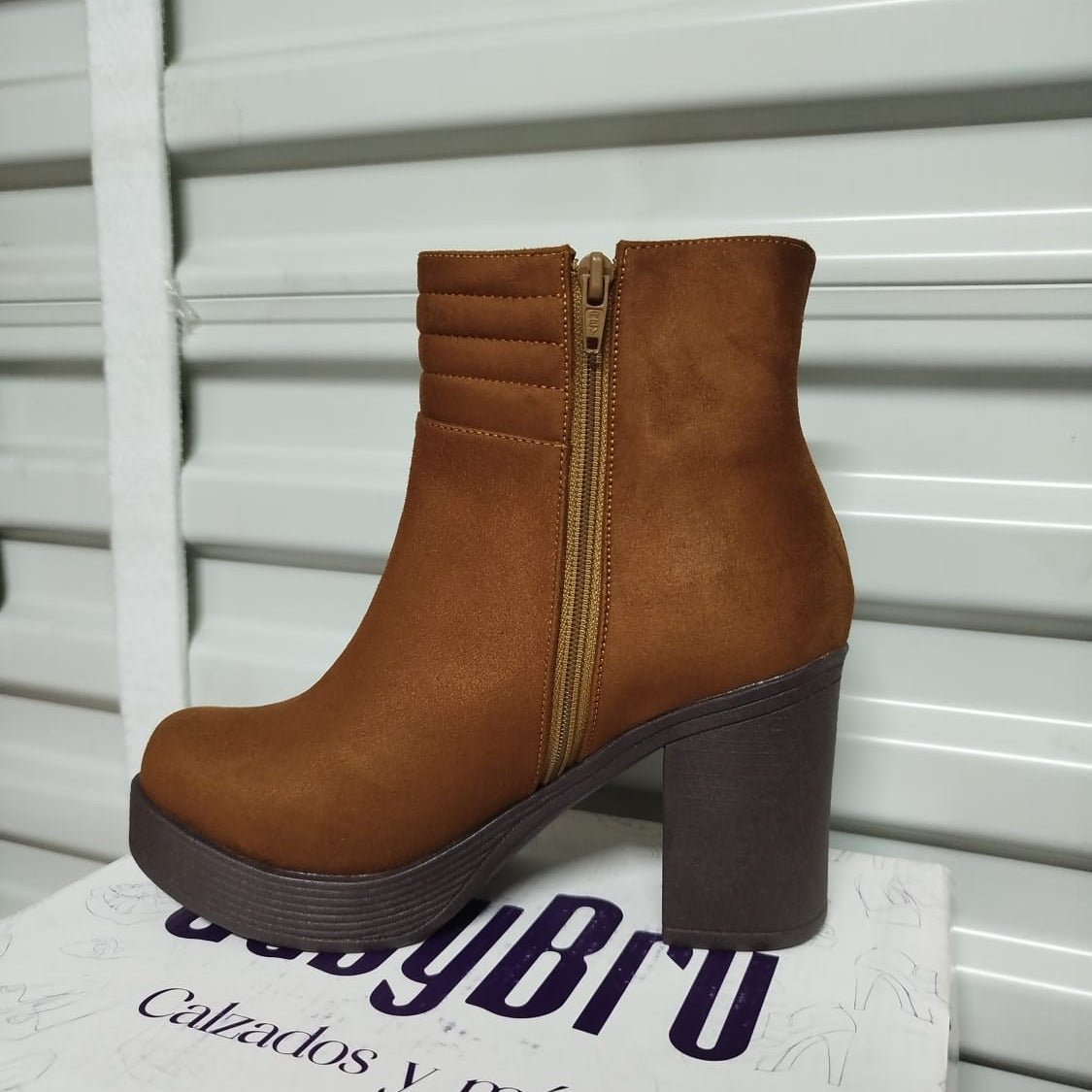 Botin Mujer Gamuza Cafe TACO Grueso y Plataforma (BA101.Ca) - Gabybru Calzados